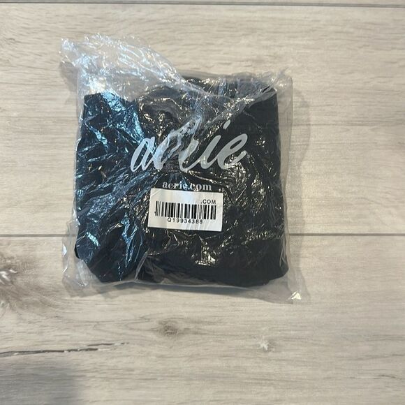 Aerie Offline‎ Seamless Twist Reversible Sports Bra Medium Black NWT - Picture 5 of 7